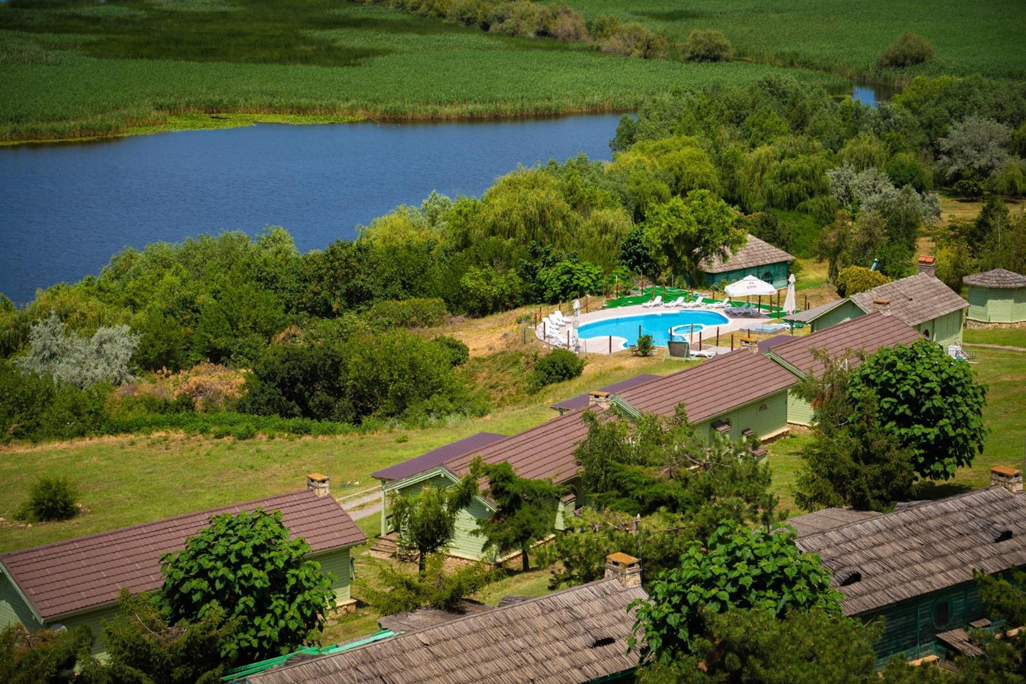 Delta Nature Resort Tulcea Bagian luar foto